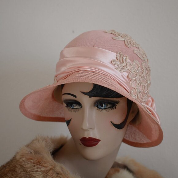 Vintage Style 1920s Flapper Hat main image 5